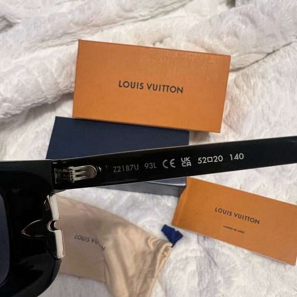 brand new Louis Vuitton sunglasses - Picture 5 of 8